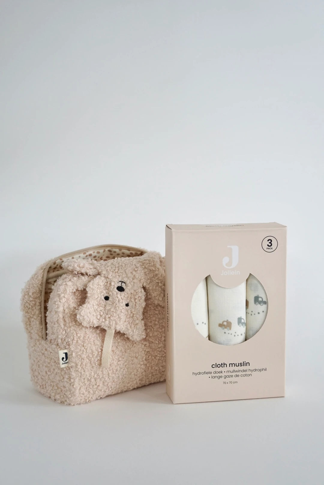 Eine schön Gestaltete Geschenkbox für Neugeborene von swz-art mit Beutel in teddystoff, ein Schmusetuch Teddy Bear und ein 3er Set spücktücher mit automuster