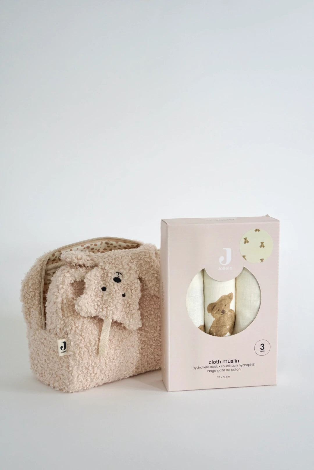 Eine schön Gestaltete Geschenkbox für Neugeborene von swz-art mit Beutel in teddystoff, ein Schmusetuch Teddy Bear und ein 3er Set spücktücher mit teddymuster